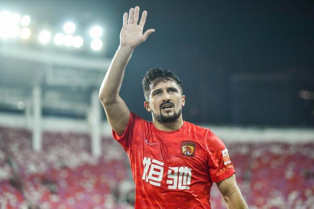 半岛体育APP-洛国富告别广州返巴西 中超缘尽国足缘分能否续？