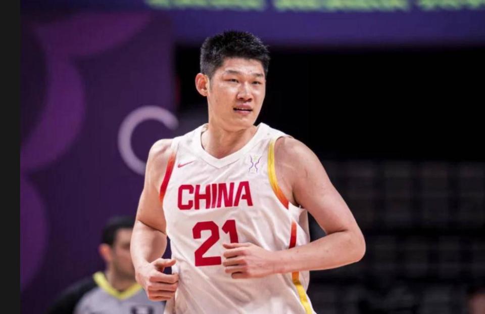 体育APP-男篮国家队名单公布!郭士强听劝,庞峥麟、贺希宁、王浩然入选